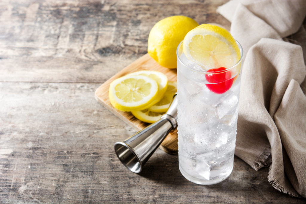 Classic Tom Collins Cocktail