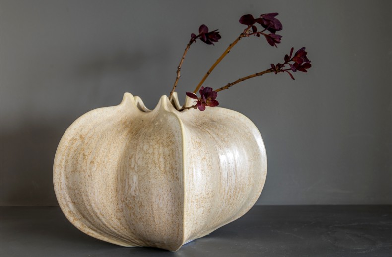 Kelly Hoppen Organic Mallow Vase